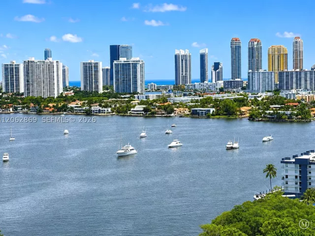 3-bedroom condo for sale in North Miami Beach - 16385 Biscayne Blvd 2007 - MondialRealty