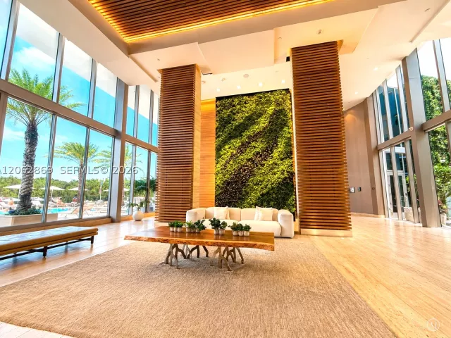 3-bedroom condo for sale in North Miami Beach - 16385 Biscayne Blvd 2007 - MondialRealty