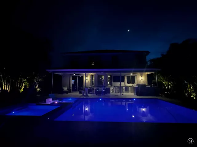 5-bedroom home for sale in Pembroke Pines - 855 SW 174th Terrace - MondialRealty