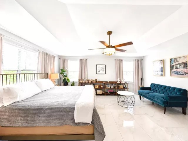 5-bedroom home for sale in Pembroke Pines - 855 SW 174th Terrace - MondialRealty
