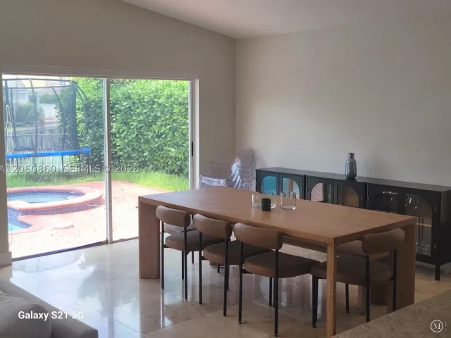 3-bedroom home for rent in Miami - 13242 SW 146th St 13242 - MondialRealty