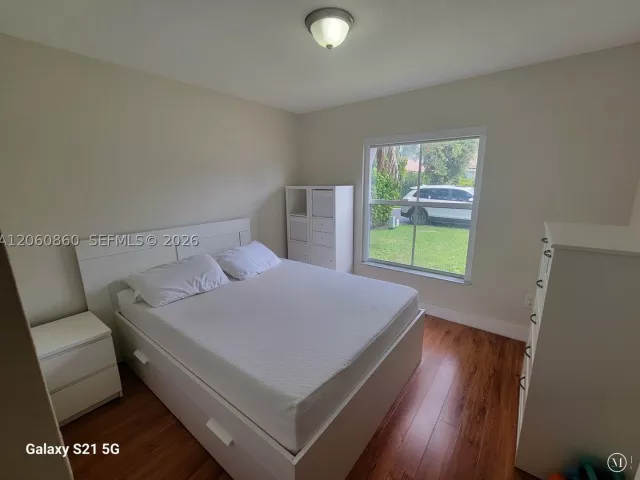 3-bedroom home for rent in Miami - 13242 SW 146th St 13242 - MondialRealty