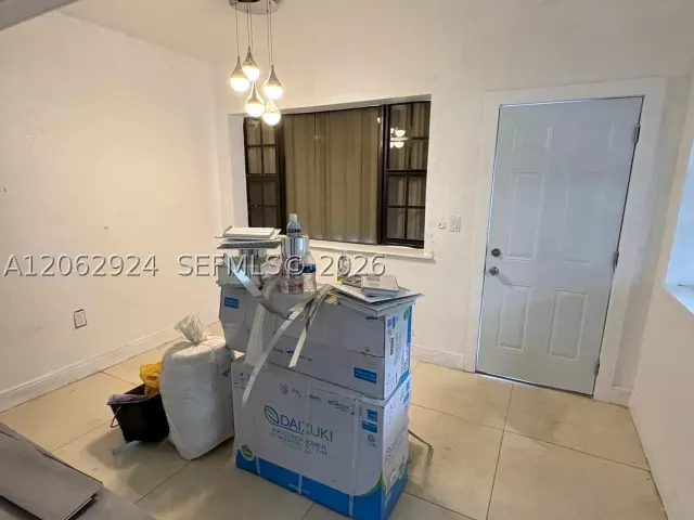 2-bedroom home for sale in Miami - 2531 NW 88th St - MondialRealty