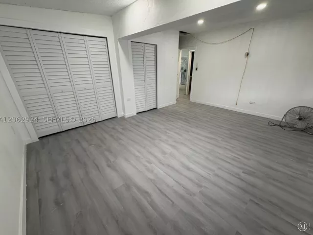 2-bedroom home for sale in Miami - 2531 NW 88th St - MondialRealty