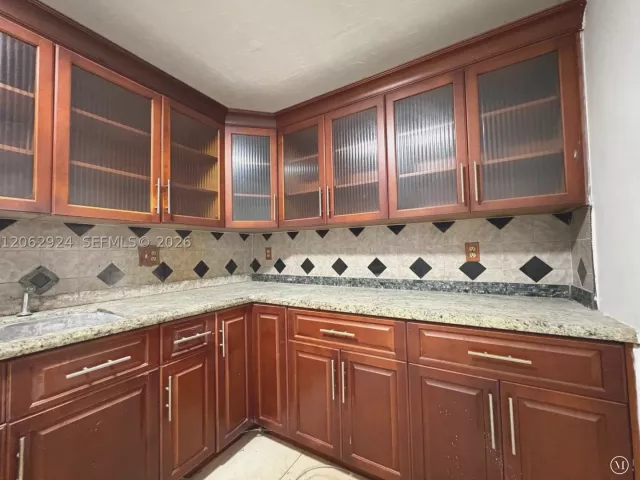 2-bedroom home for sale in Miami - 2531 NW 88th St - MondialRealty