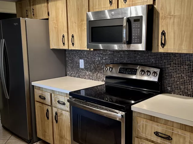 3-bedroom home for rent in Boca Raton - 6162 AMBERWOODS Drive - MondialRealty