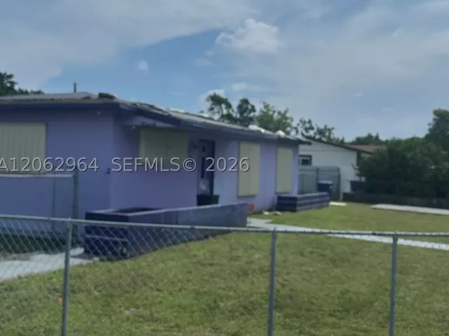 3-bedroom home for sale in Miami Gardens - 3431 NW 194th Ter - MondialRealty