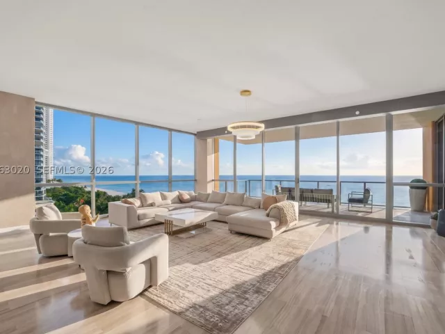 3-bedroom condo for rent in Sunny Isles Beach - 17749 Collins Ave 601 - MondialRealty
