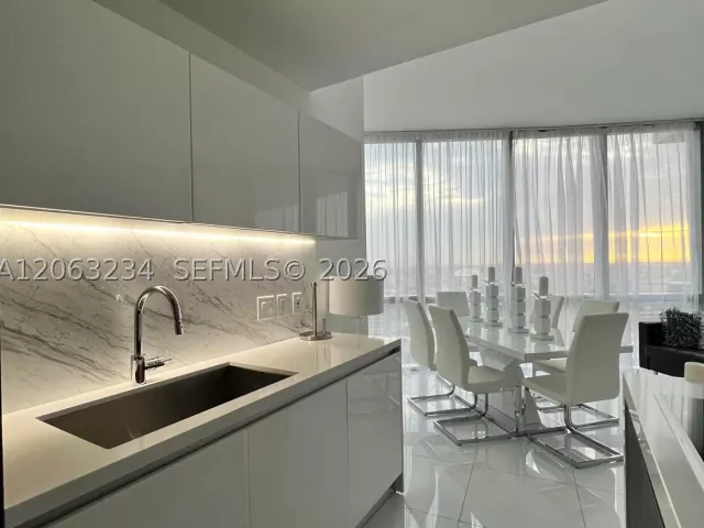1-bedroom condo for sale in Miami - 851 NE 1st Ave 3510 - MondialRealty