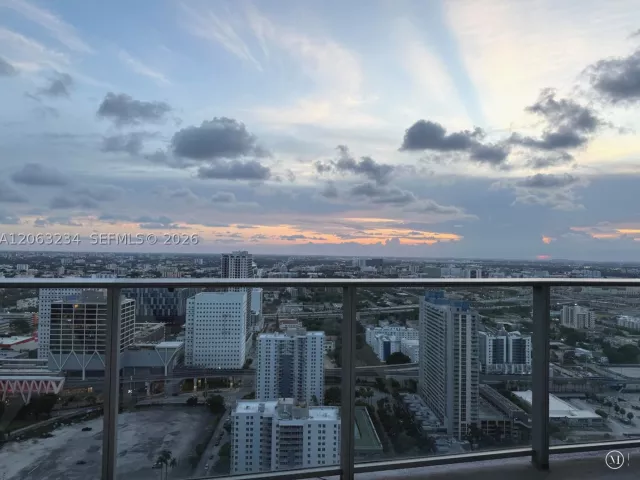 1-bedroom condo for sale in Miami - 851 NE 1st Ave 3510 - MondialRealty