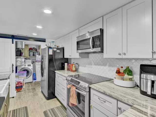 4-bedroom home for rent in West Palm Beach - 5893 CASSANDRA Court - MondialRealty