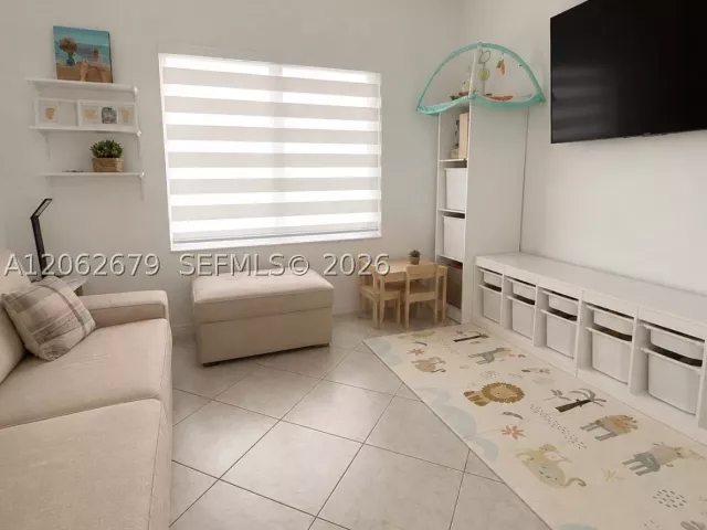 2-bedroom home for rent in Miami - 5431 SW 163rd Ct no - MondialRealty