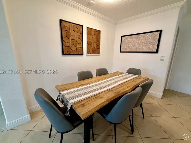 2-bedroom home for rent in Miami - 5744 SW 54th Ter 0 - MondialRealty