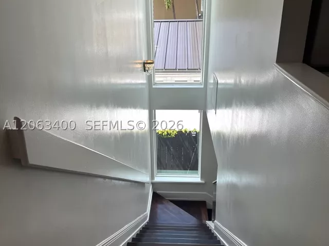 3-bedroom home for rent in Miami - 3160 Matilda St 3160 - MondialRealty