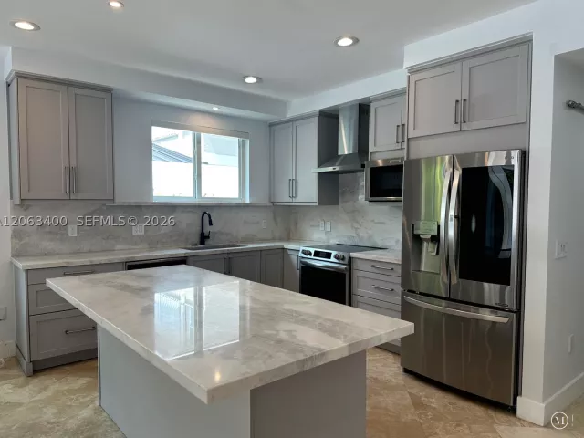 3-bedroom home for rent in Miami - 3160 Matilda St 3160 - MondialRealty