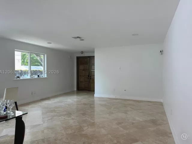 3-bedroom home for rent in Miami - 3160 Matilda St 3160 - MondialRealty