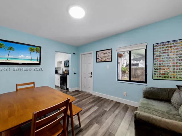 4-bedroom home for rent in Miami - 3134 Carter St - MondialRealty
