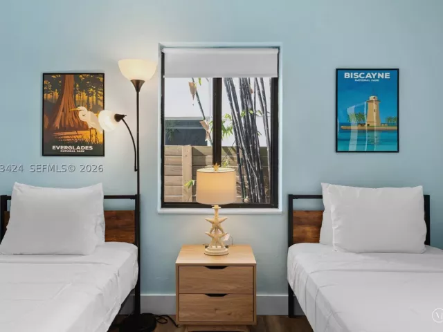 4-bedroom home for rent in Miami - 3134 Carter St - MondialRealty