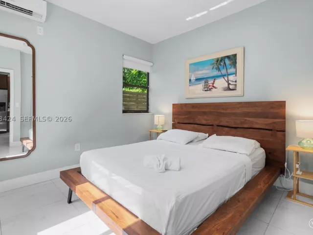 4-bedroom home for rent in Miami - 3134 Carter St - MondialRealty