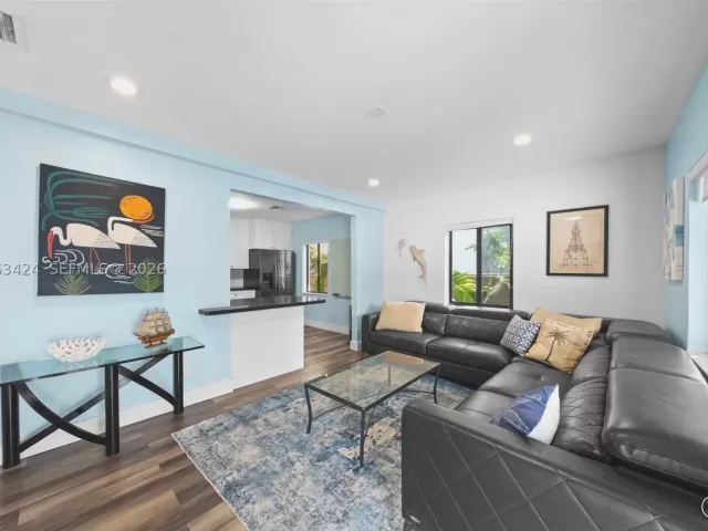 4-bedroom home for rent in Miami - 3134 Carter St - MondialRealty