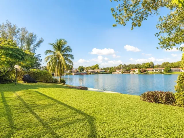 2-bedroom home for rent in Miami - 19950 NE 24th Ave 1 - MondialRealty