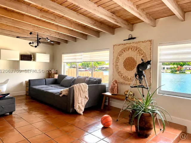 2-bedroom home for rent in Miami - 19950 NE 24th Ave 1 - MondialRealty
