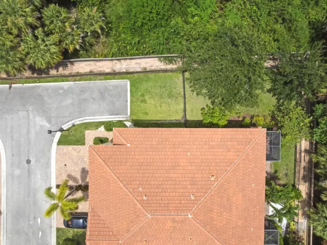 3-bedroom home for sale in West Palm Beach - 2134 Sabal Tree Court - MondialRealty