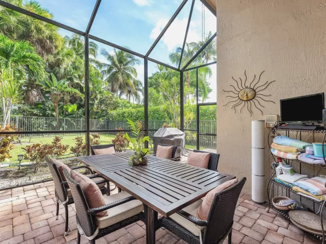 4-bedroom home for sale in Boca Raton - 3051 NW 60th Street - MondialRealty