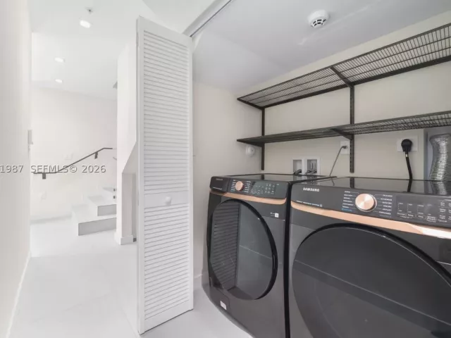 3-bedroom home for sale in Miami - 2688 SW 25th Ave - MondialRealty