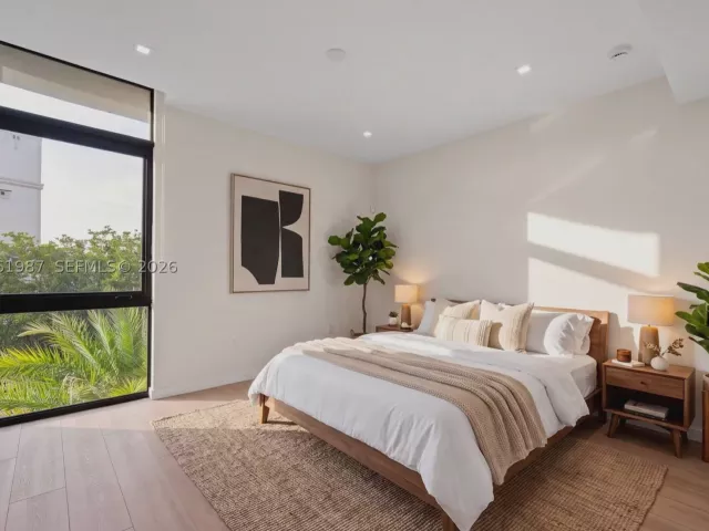 3-bedroom home for sale in Miami - 2688 SW 25th Ave - MondialRealty