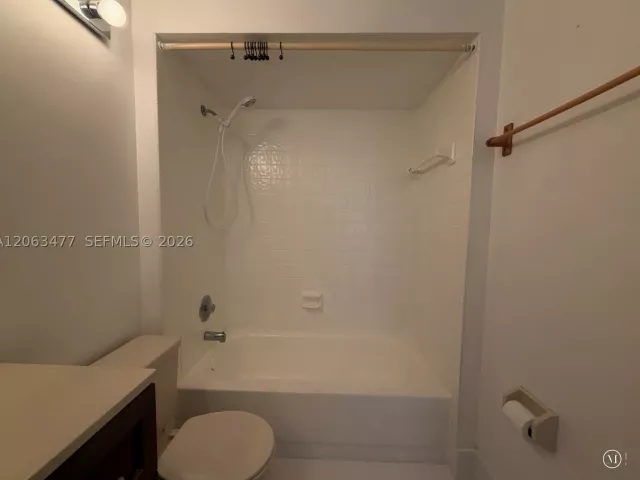 3-bedroom home for sale in Pembroke Pines - 1172 NW 122nd Ter - MondialRealty