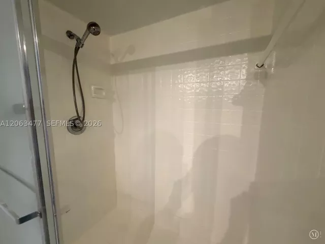 3-bedroom home for sale in Pembroke Pines - 1172 NW 122nd Ter - MondialRealty
