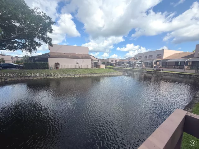 3-bedroom home for sale in Pembroke Pines - 1172 NW 122nd Ter - MondialRealty