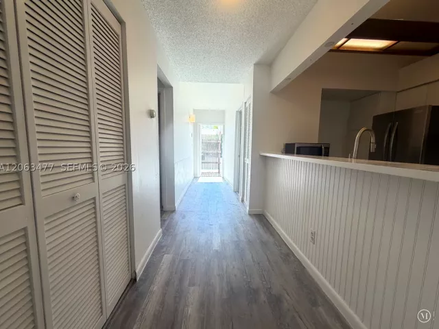 3-bedroom home for sale in Pembroke Pines - 1172 NW 122nd Ter - MondialRealty