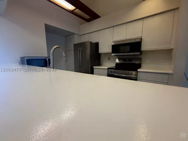 3-bedroom home for sale in Pembroke Pines - 1172 NW 122nd Ter - MondialRealty