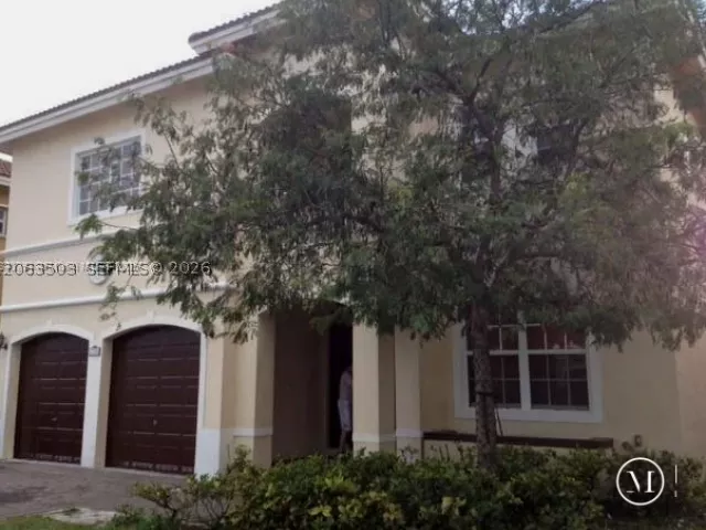5-bedroom home for rent in Miami - 17708 SW 135th Ct - MondialRealty