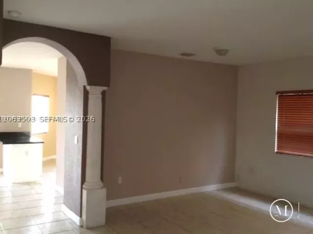 5-bedroom home for rent in Miami - 17708 SW 135th Ct - MondialRealty