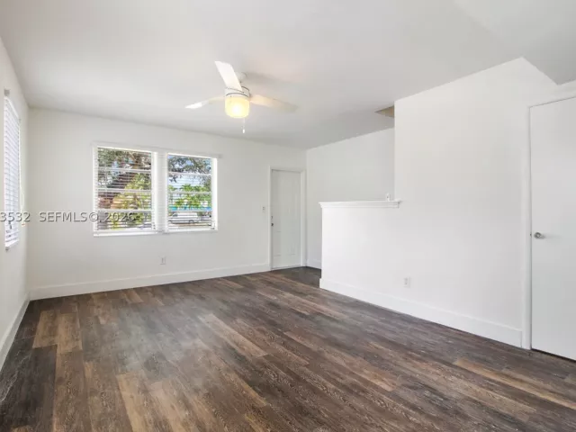 3-bedroom home for rent in Miami - 2352 SW 26th Ln - MondialRealty