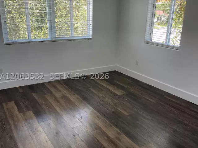 3-bedroom home for rent in Miami - 2352 SW 26th Ln - MondialRealty