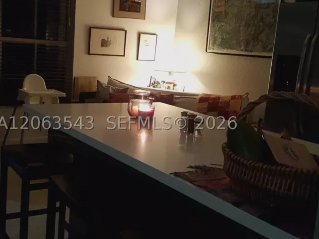 3-bedroom home for sale in Miami - 15375 SW 9th Way - MondialRealty