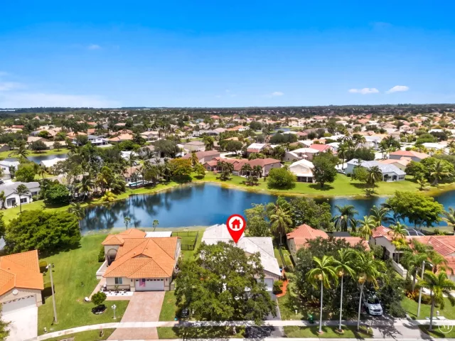 3-bedroom home for sale in Pembroke Pines - 18871 NW 2ND Street - MondialRealty