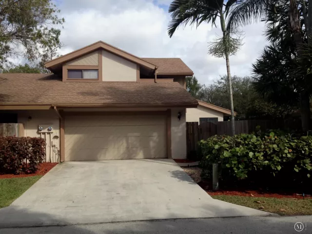 3-bedroom home for rent in Boca Raton - 7785 W Stanway Place W - MondialRealty