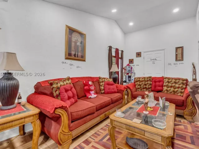 2-bedroom home for sale in Miami - 2001 NW 51st St - MondialRealty