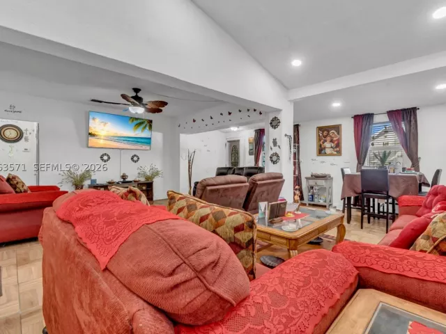 2-bedroom home for sale in Miami - 2001 NW 51st St - MondialRealty