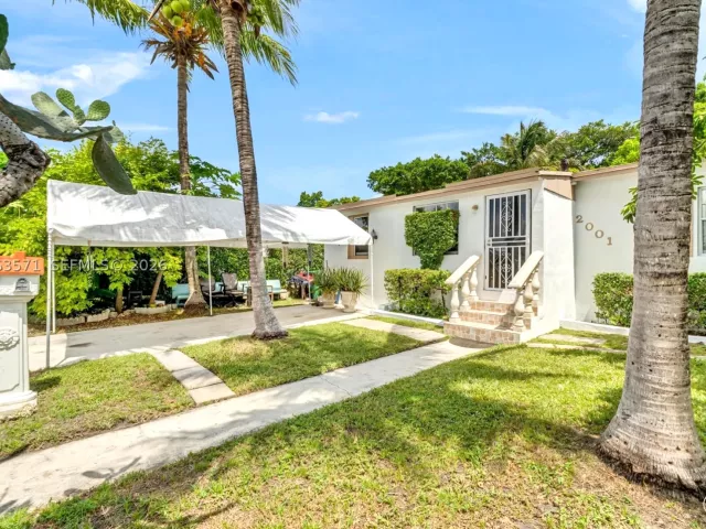 2-bedroom home for sale in Miami - 2001 NW 51st St - MondialRealty