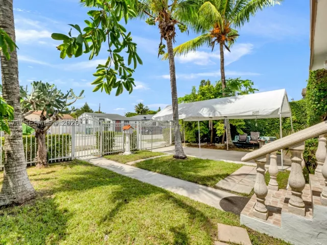 2-bedroom home for sale in Miami - 2001 NW 51st St - MondialRealty