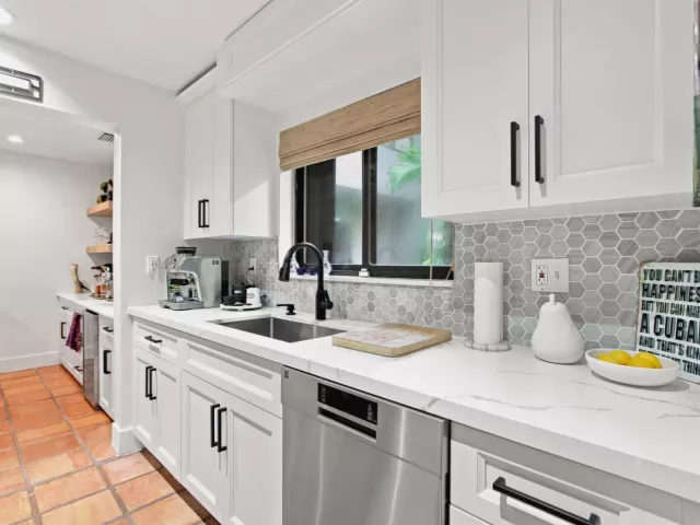 2-bedroom home for sale in Miami - 980 NW N River Drive 30 - MondialRealty