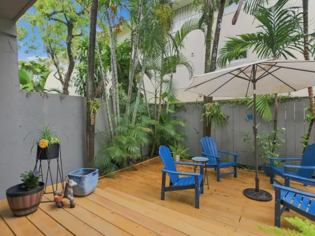 2-bedroom home for sale in Miami - 980 NW N River Drive 30 - MondialRealty
