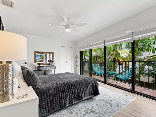 2-bedroom home for sale in Miami - 980 NW N River Drive 30 - MondialRealty
