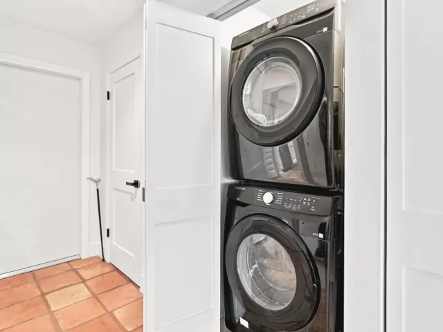 2-bedroom home for sale in Miami - 980 NW N River Drive 30 - MondialRealty